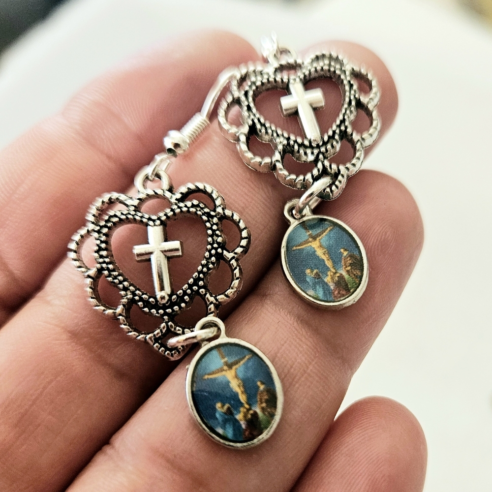 Crucifixion of Jesus Cross Heart Religious Earrings, Christian Catholic Jewelry